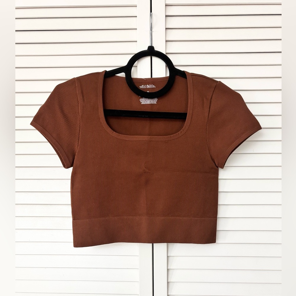 Wild Fable Women’s Dark Brown Ribbed Scoop Crop Top, Size: Medium, NWT
